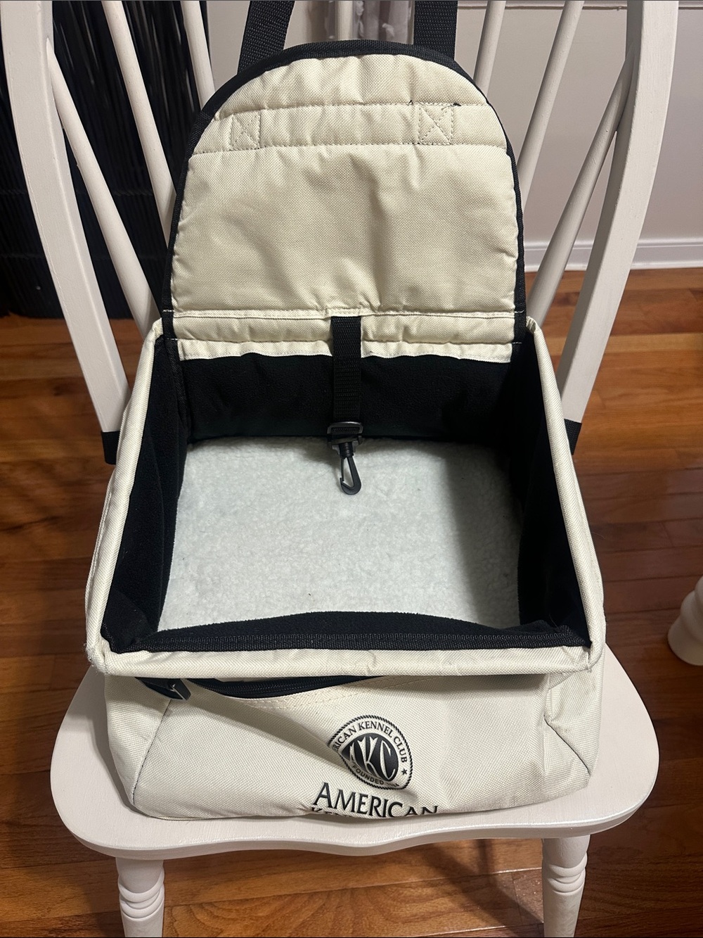 Pet car seat